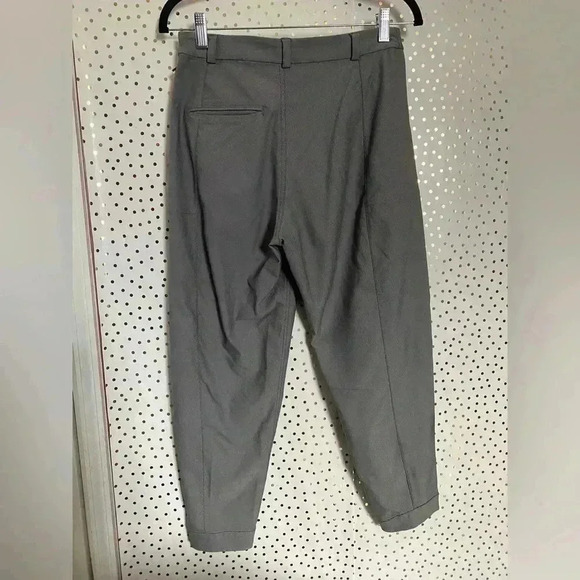 Lululemon Grey Pants - Picture 9 of 9